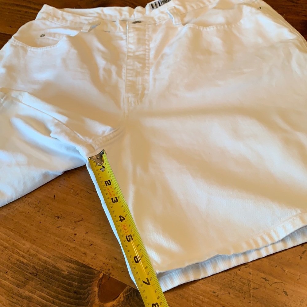 ** Authentic Forenza White Jean Shorts L - Picture 11 of 16